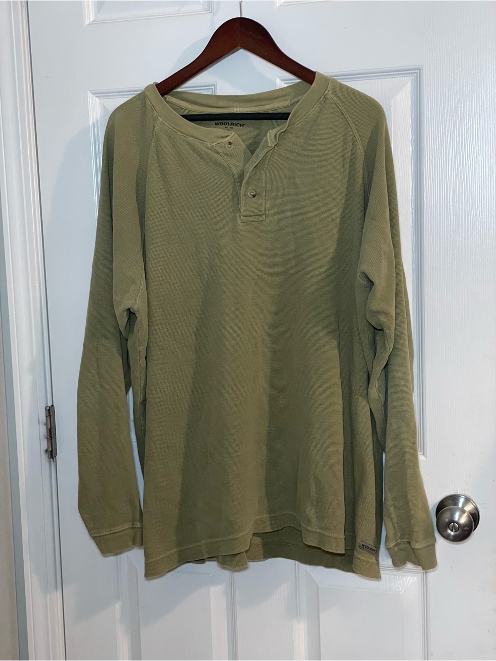 Woolrich Men’s XL Thermal Henley Long Sleeve Shirt Olive Green Waffle Knit